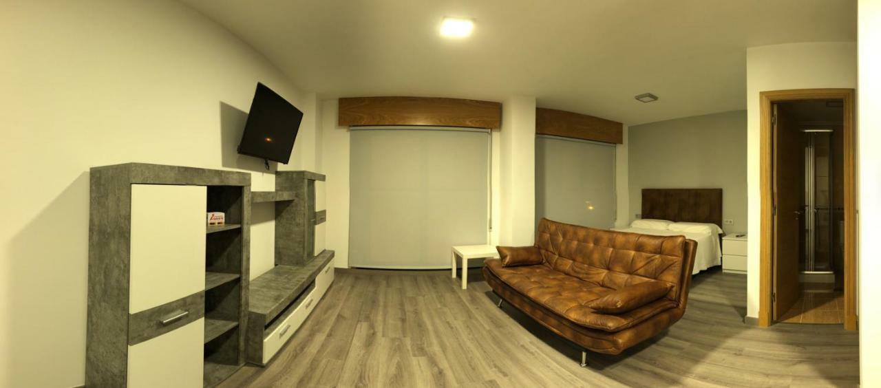 Apartamentos Augusto La Caniza المظهر الخارجي الصورة